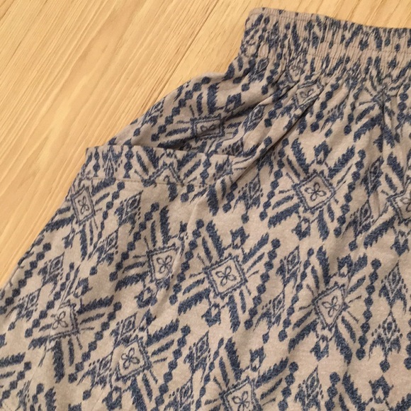 NWT Forever XXI skirt with pockets size M - Picture 4 of 5